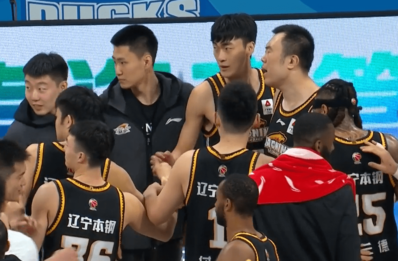 夺金热门出局，黑马崭露头角的简单介绍